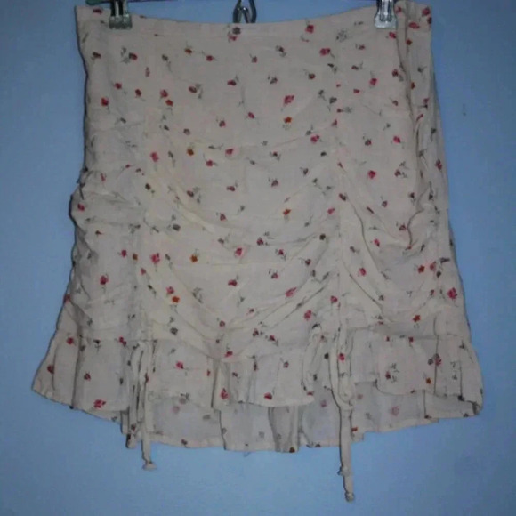 Wild Fable Floral Print Lined Skirt Sized Large - Picture 3 of 16